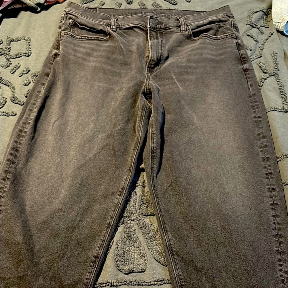 American Eagle Trendy Barrel Jeans
